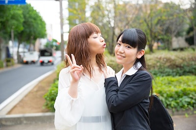 左からZAQ、田上真里奈。（写真提供：ランティス）