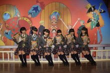 左から倉島颯良、黒澤美澪奈、森萌々穂、藤平華乃、山出愛子、麻生真彩。