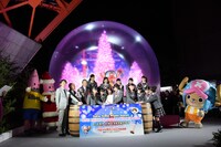 「東京タワー ウィンターファンタジー～ワンピース スノードーム イルミネーション ～Light On Ceremony」の様子。