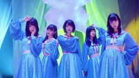 乃木坂46「君に贈る花がない」MVのワンシーン。