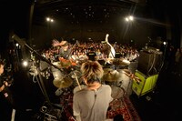 「“Dizzy Beats” TOUR FINAL SERIES OSAKA」の様子。（撮影：半田安政[Showcase]）