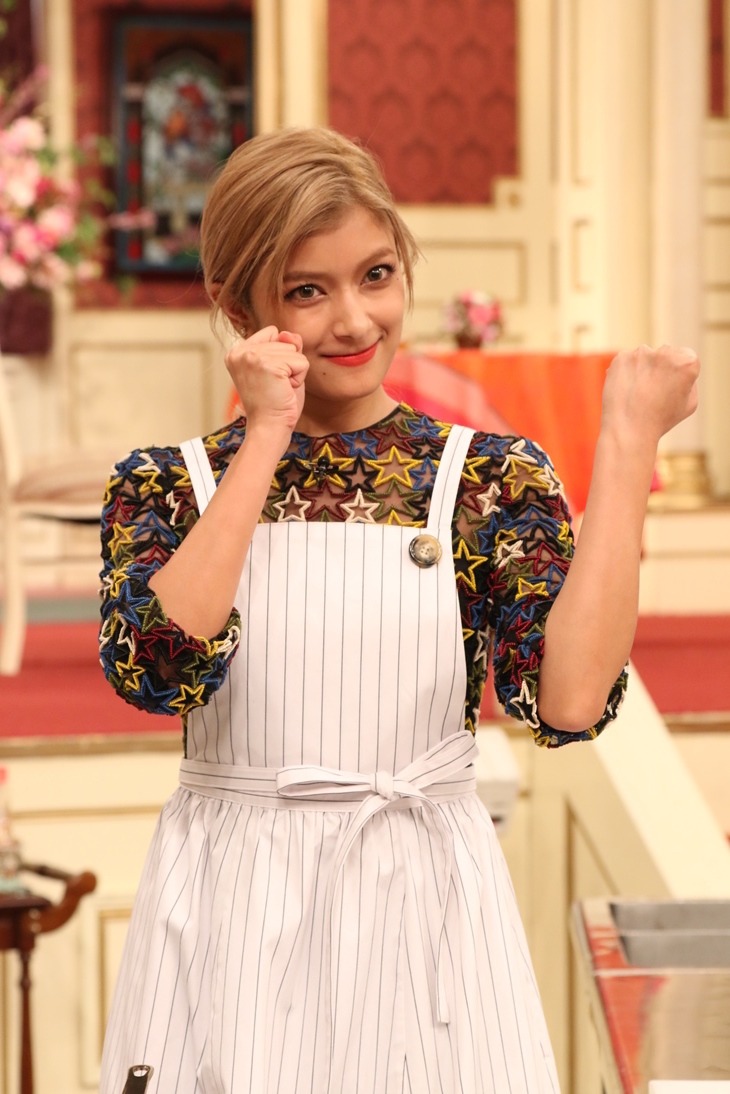 ローラ (c)フジテレビ