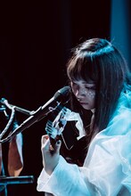 青葉市子（Photo by Ryo Mitamura）