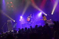 夜の本気ダンス（撮影：大久保史晃）