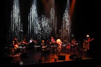 Chara「"Junior Sweet" Intimate interlude tour」ツアーファイナルの様子。（Photo by HAJIME KAMIIISAKA）