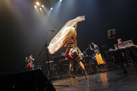 Chara「"Junior Sweet" Intimate interlude tour」ツアーファイナルの様子。（Photo by HAJIME KAMIIISAKA）