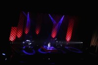 Aimer「Aimer Hall Tour 2016 ～like a daydream～」東京・東京国際フォーラム ホールA公演の様子。（Photo by Taku Fujii）