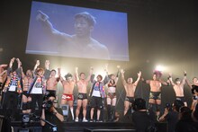 「カメレオ軍 VS マッチョ29軍全面対抗戦」の様子。