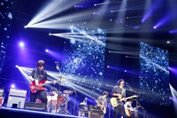 back number（撮影：山内洋枝）