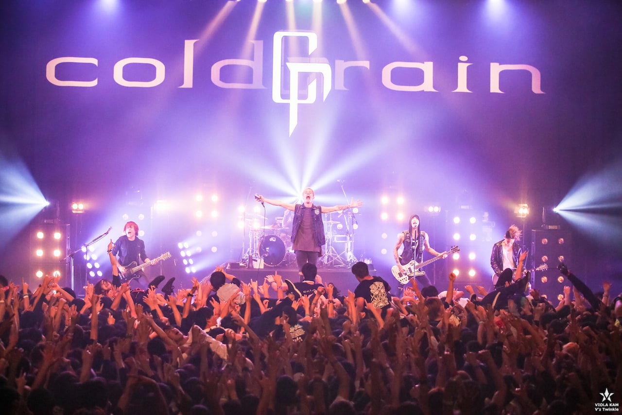 coldrain、リクエストツアー締めくくる“2016年で最高の1日”にKoieも