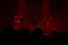 Maison book girl「Solitude HOTEL 2F」の様子。（撮影：齋藤明）