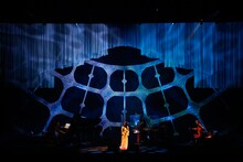 「鬼束ちひろコンサート」東京・中野サンプラザホール公演の様子。（撮影：堀田芳香）