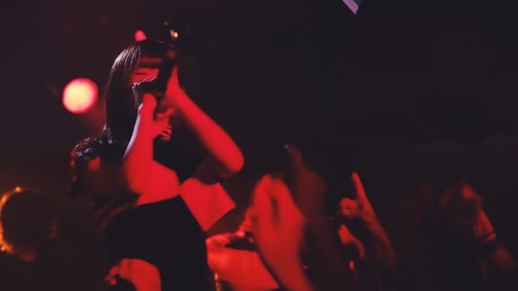 PassCodeのライブの様子。（写真提供：USM JAPAN）