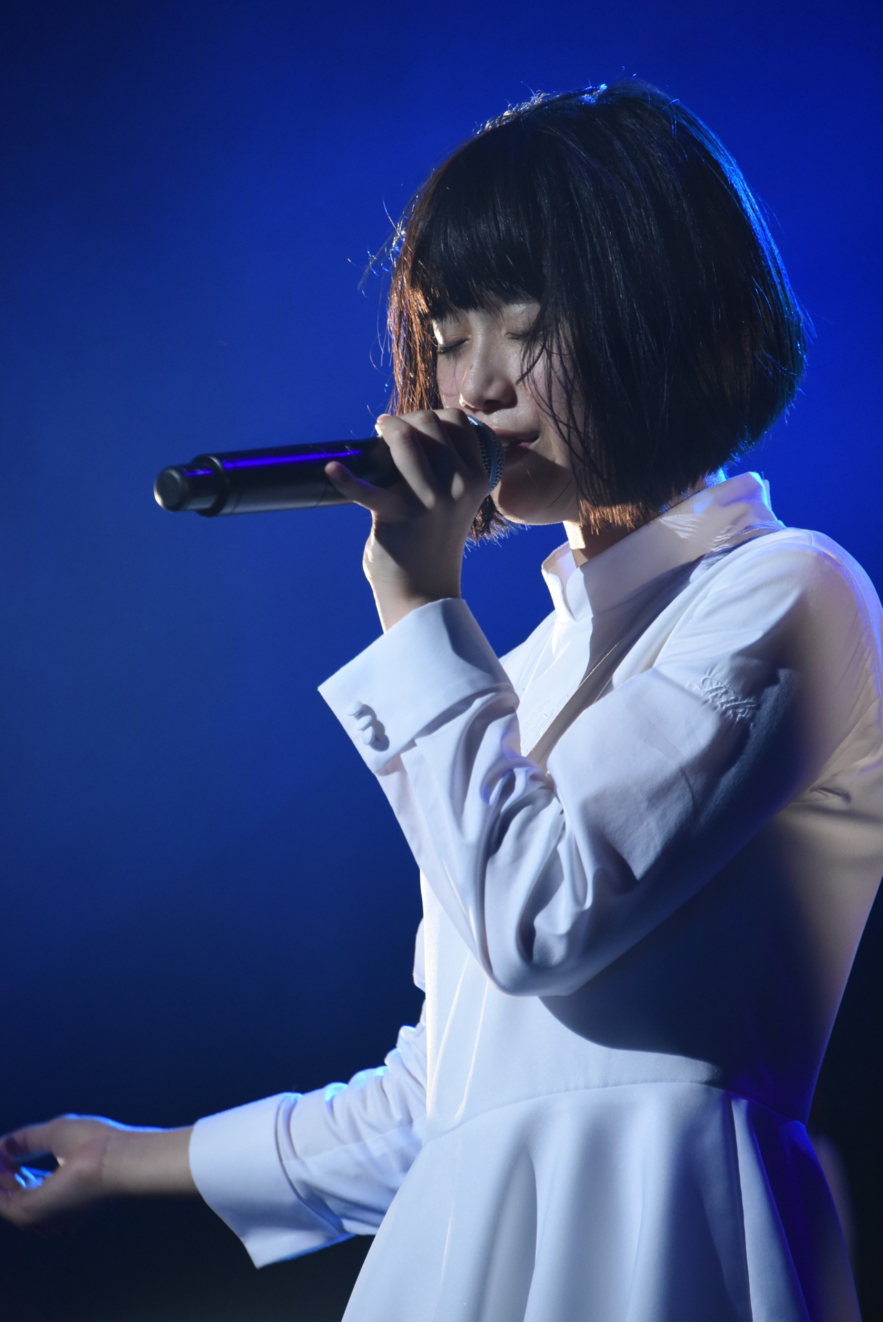 石野理子