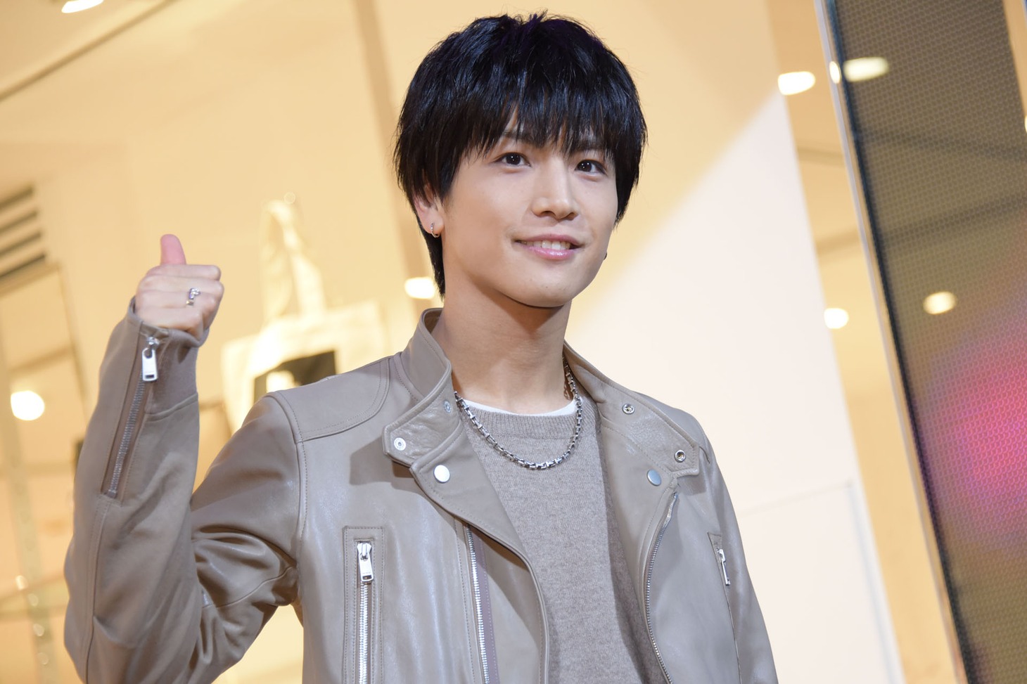 岩田剛典