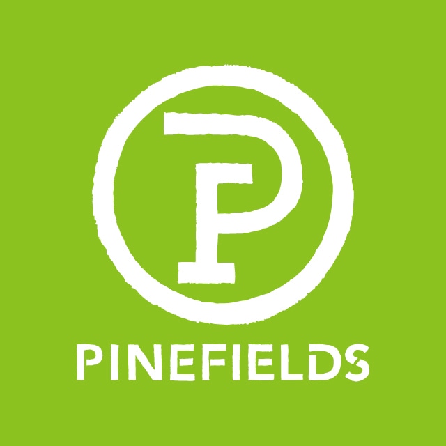 PINEFIELDSロゴ