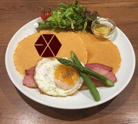 EXO ベーコンエッグパンケーキ（TOWER RECORDS CAFE 渋谷店 ）