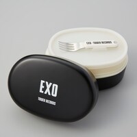 ポイントキャンペーンでプレゼントされる特製EXOコラボランチボックス。