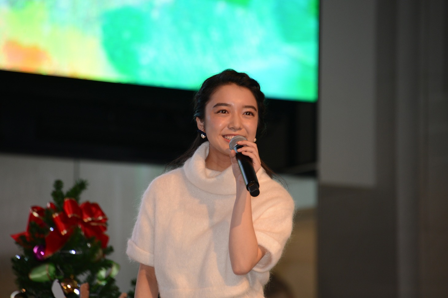 上白石萌音