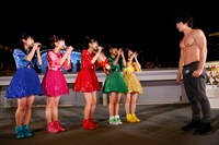 ときめき▽宣伝部と庄司智春（品川庄司）。