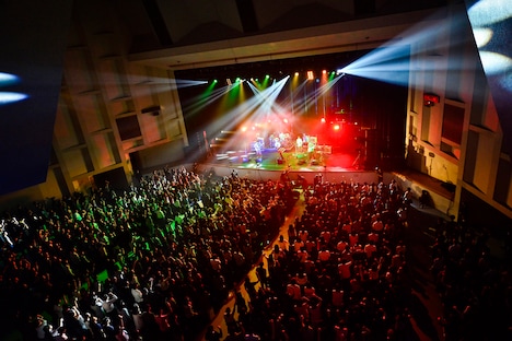 Step Into My World TOUR」最終公演の様子。（撮影：橋本塁［SOUND SHOOTER］）