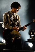 大山純（G）（撮影：橋本塁［SOUND SHOOTER］）