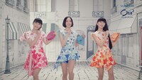 「Ora2×Perfume All Day くちもとBeauty」編のワンシーン。