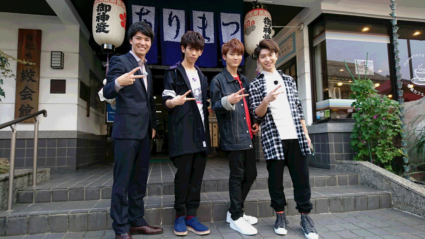 「メ～テツ超特急！2016～オトナの社会見学～」の様子。