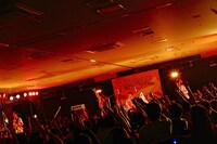 フラチナリズム（撮影：安藤未優）