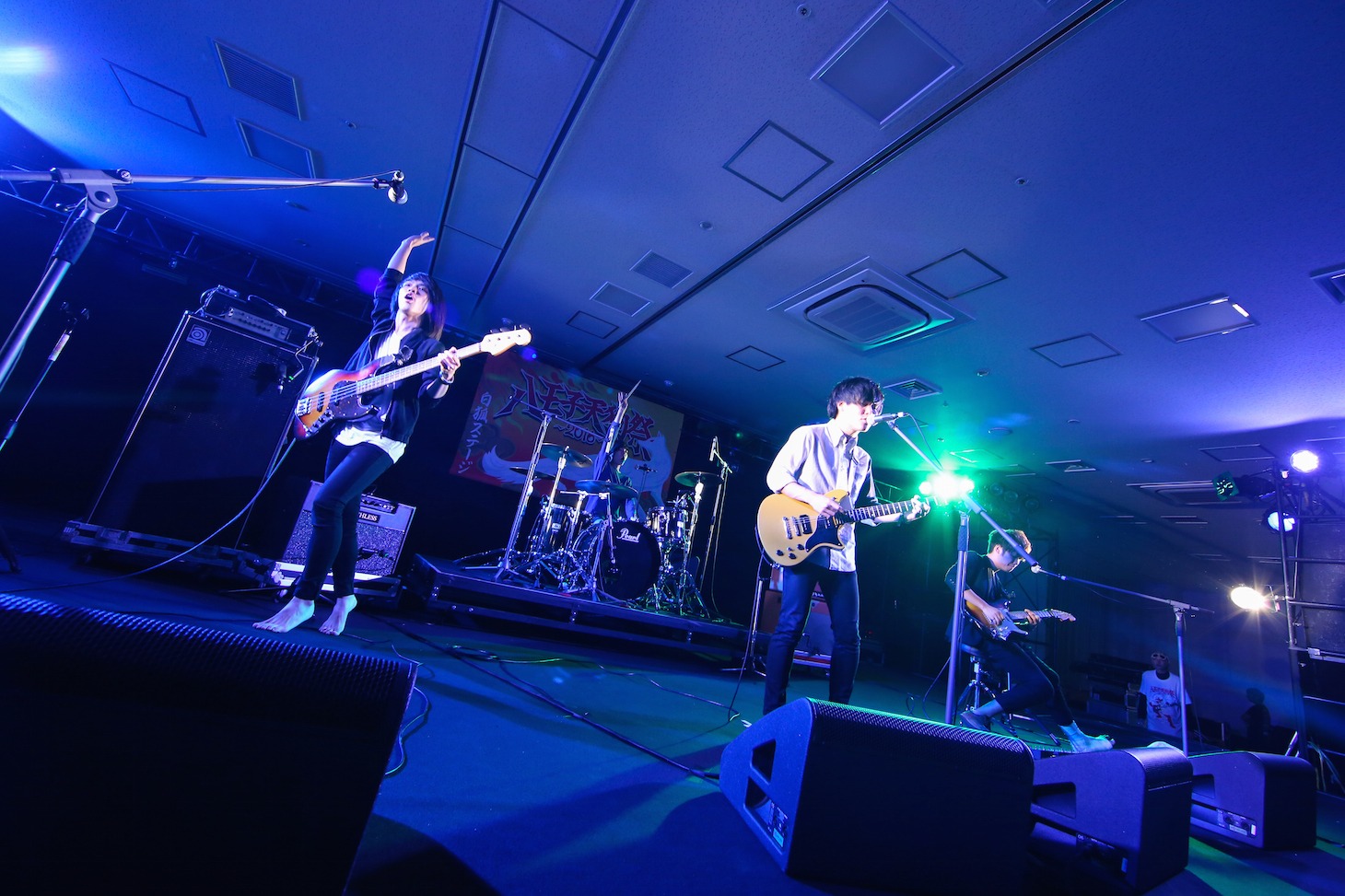 Halo at 四畳半（撮影：白石達也）