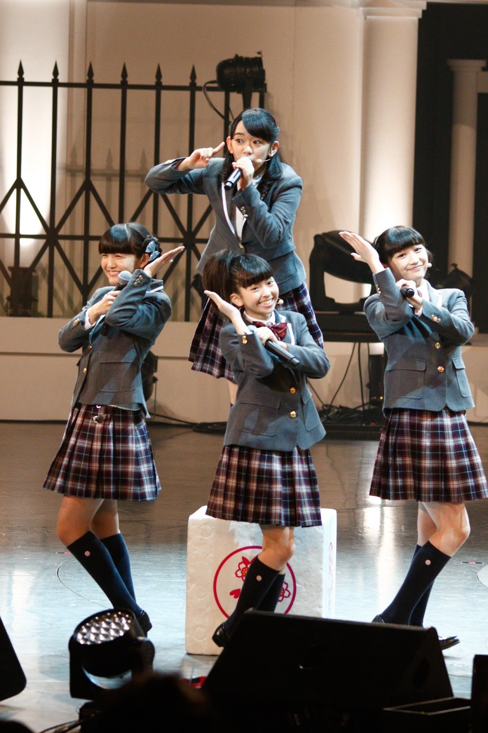 「さくら学院祭☆2016」の様子。（写真提供：アミューズ）