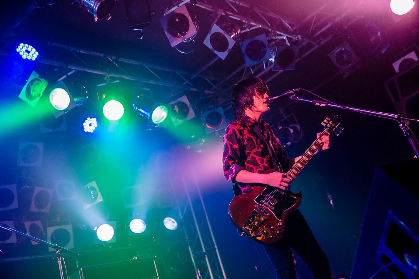熊谷和海（G, Vo）（写真提供：Epic Record Japan）