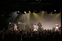 です。ラビッツのライブの様子。（Photo by Takeshi Maruyama）
