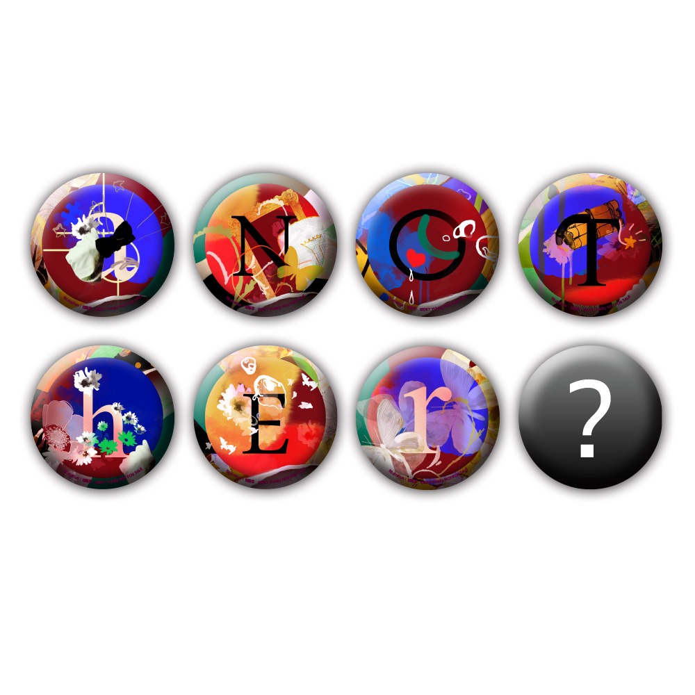 アルバムの通常盤に封入される缶バッジ。