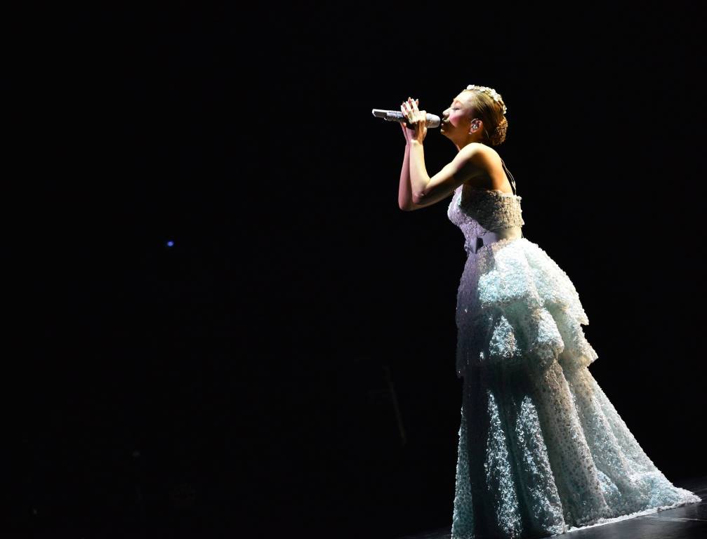 「KODA KUMI LIVE TOUR 2016 ～Best Single Collection～」沖縄市民会館公演の様子。