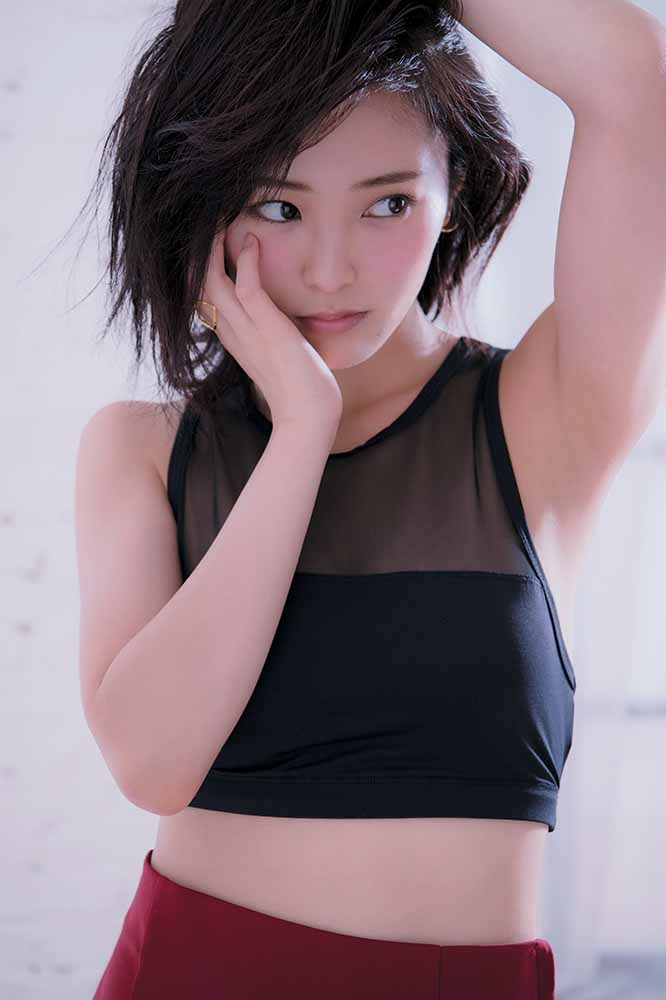 「anan」11月23日号「腸と血管。」特集に掲載された山本彩（NMB48）。