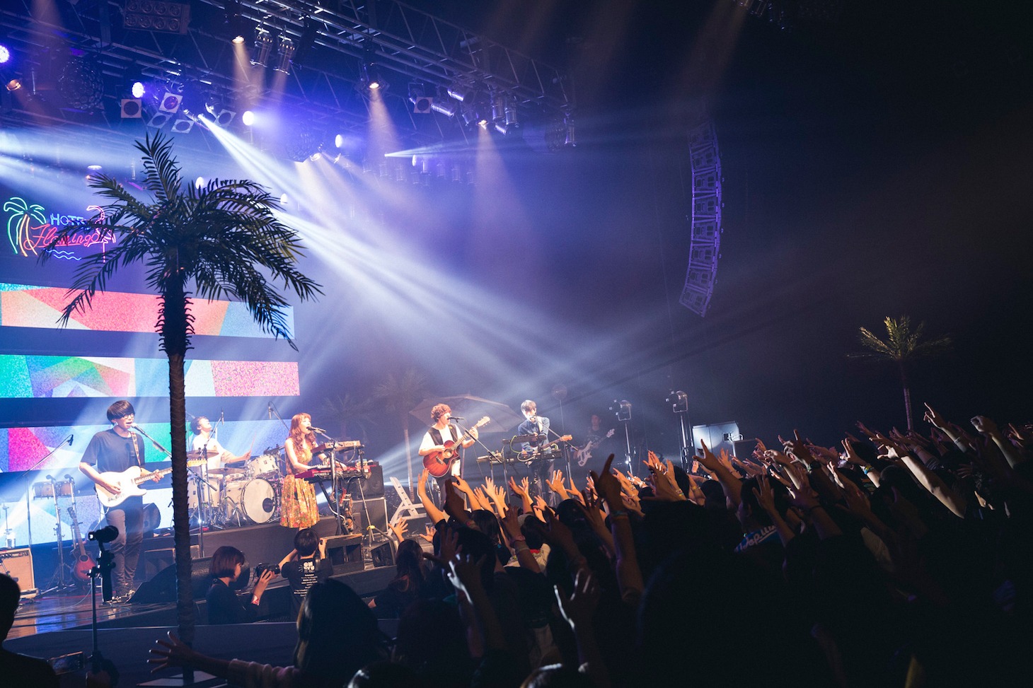 Czecho No Republic「Welcome to the Hotel Flamingo Tour」東京・Zepp DiverCity TOKYO公演の様子。（撮影：山川哲矢）
