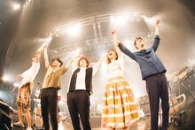 Czecho No Republic「Welcome to the Hotel Flamingo Tour」東京・Zepp DiverCity TOKYO公演の様子。（撮影：山川哲矢）