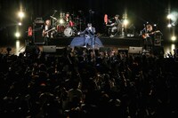 LACCO TOWER「『心臓文庫』リリースツアー“心造旅行”ファイナル」の様子。（撮影：鈴木公平）