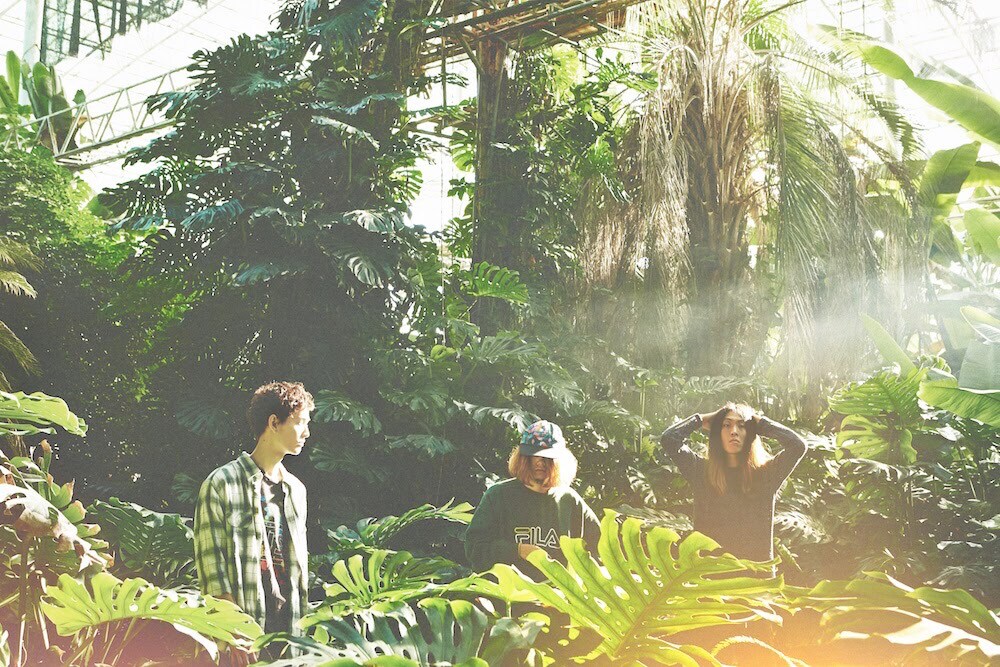 Tempalay、ファッション誌「STUDY#3」リリイベでピザ屋ライブ