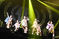 「アップアップガールズ（仮） 日本武道館超決戦 vol.1」の様子。