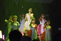 「アップアップガールズ（仮） 日本武道館超決戦 vol.1」の様子。