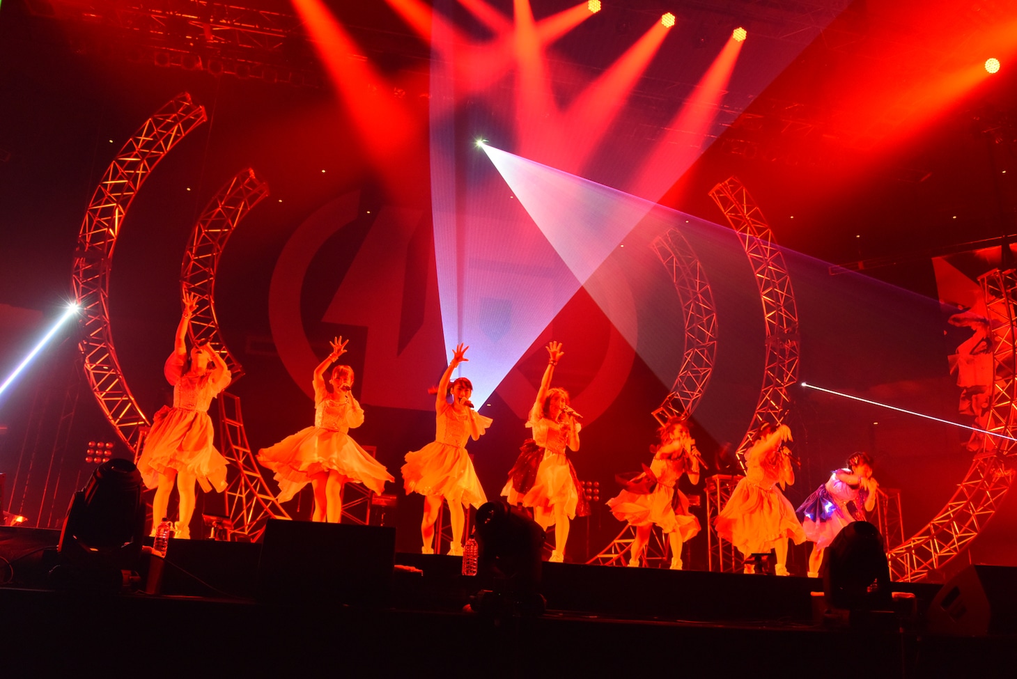 「アップアップガールズ（仮） 日本武道館超決戦 vol.1」の様子。