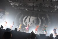 「アップアップガールズ（仮） 日本武道館超決戦 vol.1」の様子。