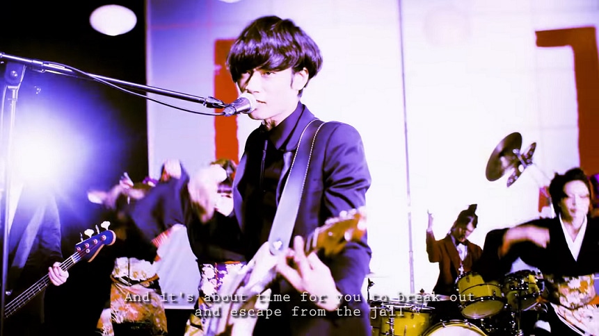 [Alexandros]「Kaiju」ミュージックビデオのワンシーン。