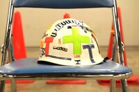 ZERRY（Vo, G, Harmonica / THE TIMERS）のヘルメット。