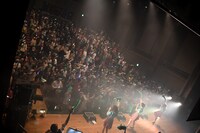 「Negicco Tour2016『ネギの産地でこんにちネギネギ』」最終公演の様子。