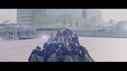 欅坂46「二人セゾン」ミュージックビデオのワンシーン。