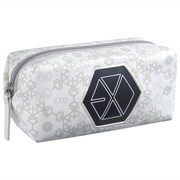 「EXO POP UP STORE」で販売されるペンケースポーチ。