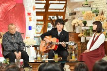 左から笑福亭鶴瓶、高橋優、森川葵。 (c)TBS